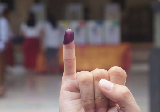 Pilkada 2024 #SeruanIndonesiaDamai Harmonisasi Demokrasi di Tengah Dinamika Syarat Kepemimpinan Pilkada 2024 #SeruanIndonesiaDamai