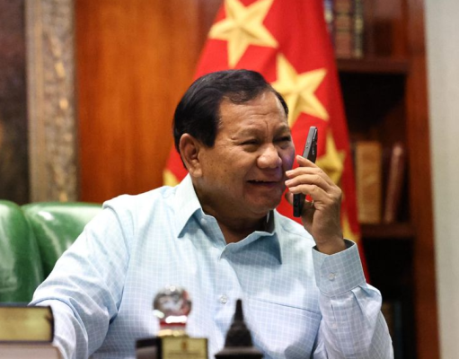 Visi Prabowo Subianto untuk Membawa Indonesia Menuju Kedaulatan Nasional yang Kuat #BerharapuntukIndonesia Prabowo Subianto sebagai Pemimpin dengan Harapan Baru untuk Indonesia