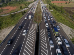 Puncak Arus Mudik 2025 Diprediksi Hari Ini, Korlantas Berlakukan One Way Nasional Puncak Arus Mudik 2025 Diprediksi Hari Ini, Korlantas Berlakukan One Way Nasional