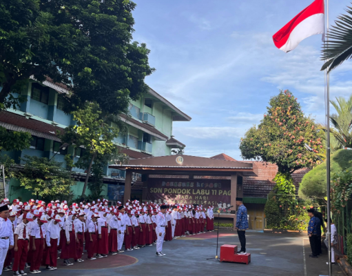 Meneladani Semangat Perjuangan, Sekolah dan Instansi Gelar Upacara Hari Pahlawan 2025 Meneladani Semangat Perjuangan, Sekolah dan Instansi Gelar Upacara Hari Pahlawan 2025
