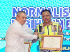 Kakorlantas Polri Hadiri Normalisasi Kendaraan ODOL di Jawa Timur Kakorlantas Polri Hadiri Normalisasi Kendaraan ODOL di Jawa Timur