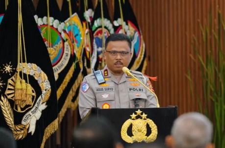 Kapolantas Polri Tekankan Pendekatan Bijak dan Humanis dalam Penanganan Kasus Publik Kapolantas Polri Tekankan Pendekatan Bijak dan Humanis dalam Penanganan Kasus Publik