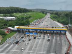 Pemudik Apresiasi Arus Balik 2026 Lancar, One Way dan Contraflow Efektif Pemudik Apresiasi Arus Balik 2026 Lancar, One Way dan Contraflow Efektif