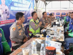 Kakorlantas Perkuat Kolaborasi dengan Ojol Sukabumi Jelang May Day Kakorlantas Perkuat Kolaborasi dengan Ojol Sukabumi Jelang May Day