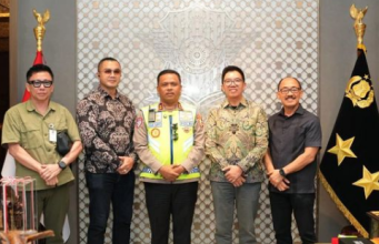 Kakorlantas Terima Audiensi Taksi Green SM, Perkuat Kolaborasi dan Evaluasi Keselamatan Kakorlantas Dorong Kolaborasi Transportasi dan Evaluasi Keselamatan Pengemudi