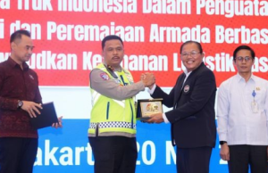 Kakorlantas Tegaskan Implementasi Zero Over Dimension dan Overload Dimulai 2027 Kakorlantas Tegaskan Implementasi Zero Over Dimension dan Overload Dimulai 2027