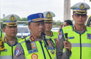 Momentum Kenaikan Isa Al-Masih, Kakorlantas Instruksikan Jajaran Humanis dan Siaga 24 Jam Momentum Kenaikan Isa Al-Masih, Kakorlantas Instruksikan Jajaran Humanis dan Siaga 24 Jam