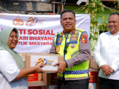 Korlantas Salurkan Bantuan Kebakaran Kemayoran, Wujud Kehadiran Polri di Tengah Masyarakat Terdampak Bencana Korlantas Salurkan Bantuan Kebakaran Kemayoran, Wujud Kehadiran Polri di Tengah Masyarakat Terdampak Bencana