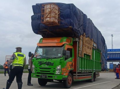Transportasi Sehat Jadi Kunci Logistik Aman dan Bebas Over Dimension Over Load Transportasi Sehat Jadi Kunci Mewujudkan Sistem Logistik Aman dan Bebas Over Dimension Over Load
