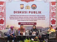 Divhumas Polri Dorong Pelayanan Informasi Publik yang Cepat dan Akurat di Era Digital Diskusi Publik Divhumas Polri di Bengkulu Bahas Penguatan Keterbukaan Informasi