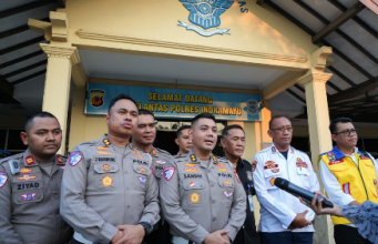 Korlantas Polri Perkuat Investigasi Ilmiah Usai Kecelakaan Maut Pantura Indramayu Korlantas Polri Perkuat Investigasi Ilmiah Usai Kecelakaan Maut Pantura Indramayu